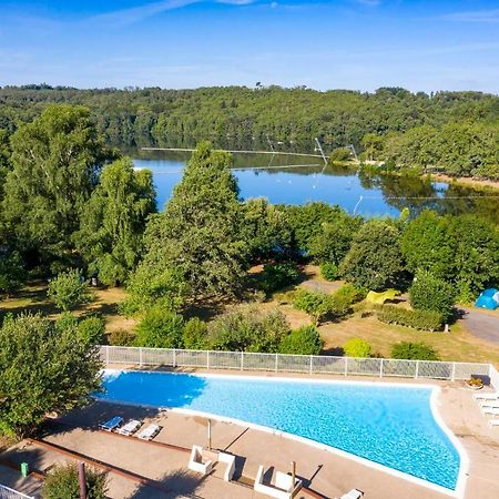 Camping Du Lac De Saint-Pardoux Hotel Exterior photo