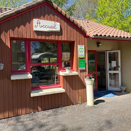 Camping Du Lac De Saint-Pardoux Hotel Exterior photo