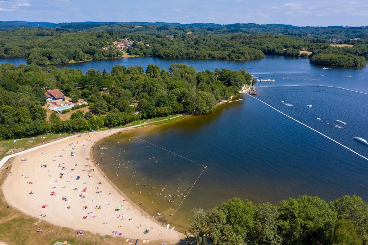 Camping Du Lac De Saint-Pardoux Hotel Exterior photo