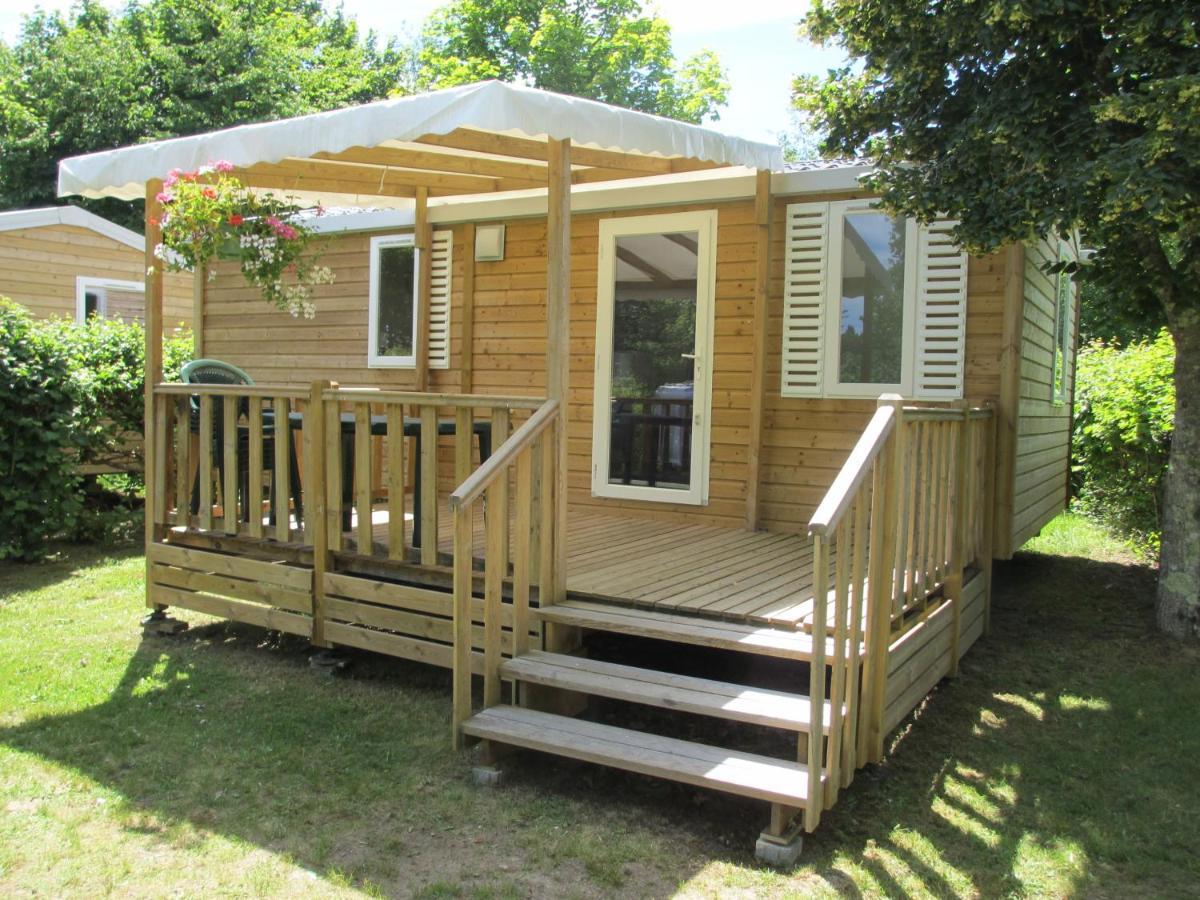 Camping Du Lac De Saint-Pardoux Hotel Room photo