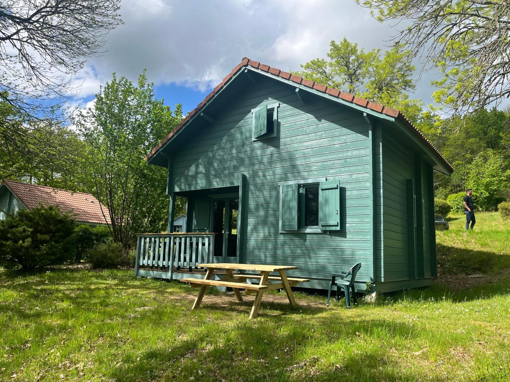 Camping Du Lac De Saint-Pardoux Hotel Exterior photo